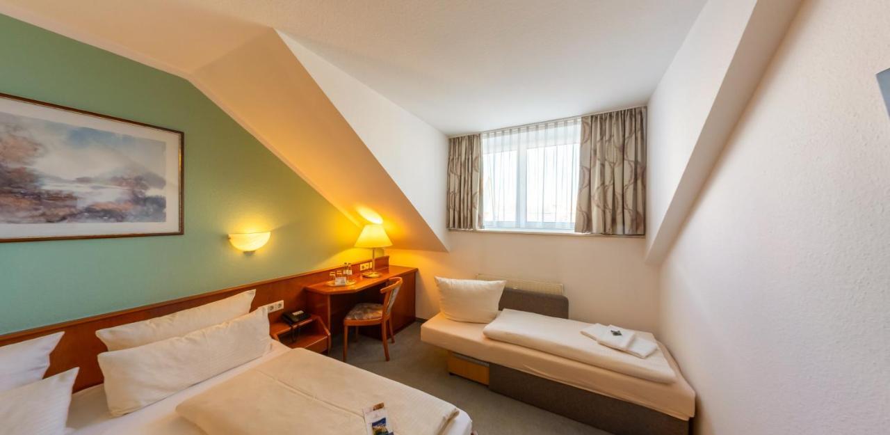 Hotel Loewen Meckenbeuren Luaran gambar